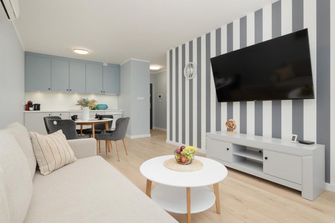 Wellness Resort Apartments Dziwnow Riverfront By Noclegi Renters Exteriör bild