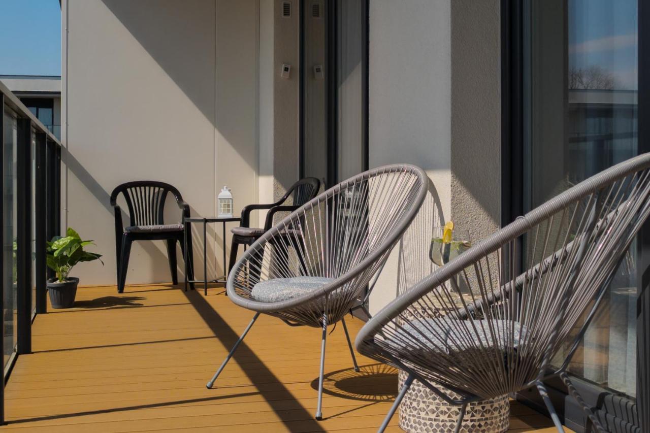 Wellness Resort Apartments Dziwnow Riverfront By Noclegi Renters Exteriör bild