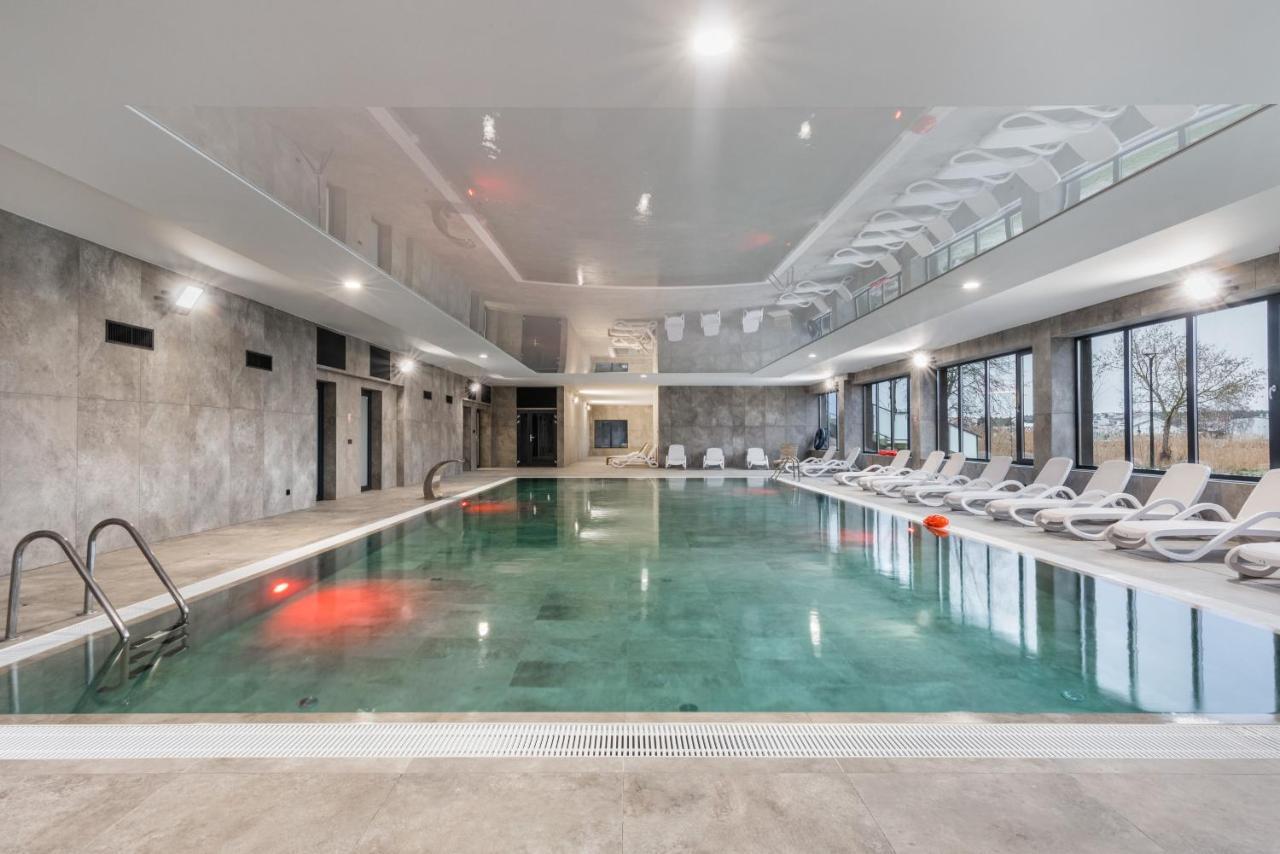 Wellness Resort Apartments Dziwnow Riverfront By Noclegi Renters Exteriör bild